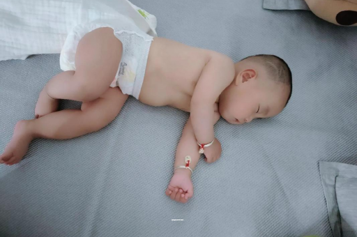 延安三个月宝宝头围 延安三个月宝宝头围